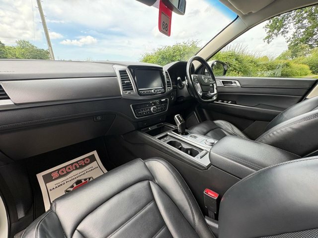 SsangYong Rexton Ultimate Grey #14