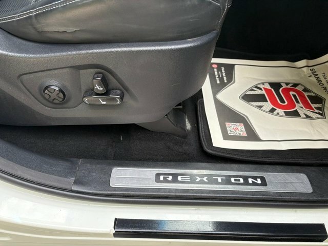 SsangYong Rexton Ultimate Grey #34