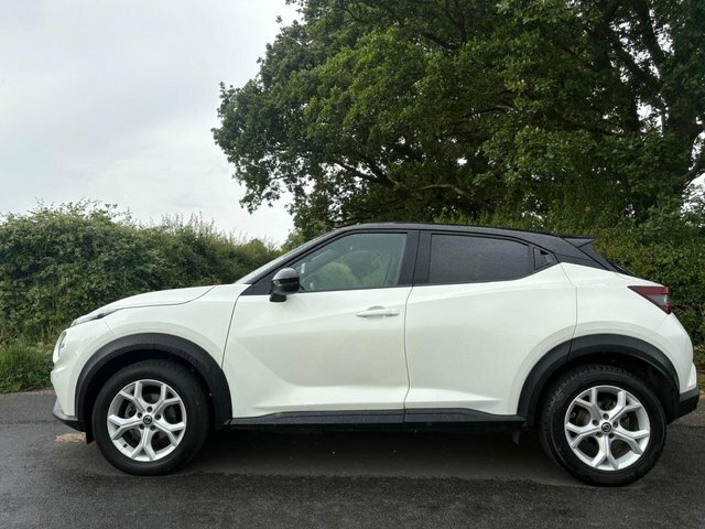 Nissan Juke 2022 1.0 Dig-t N-connecta Suv Dct White #4