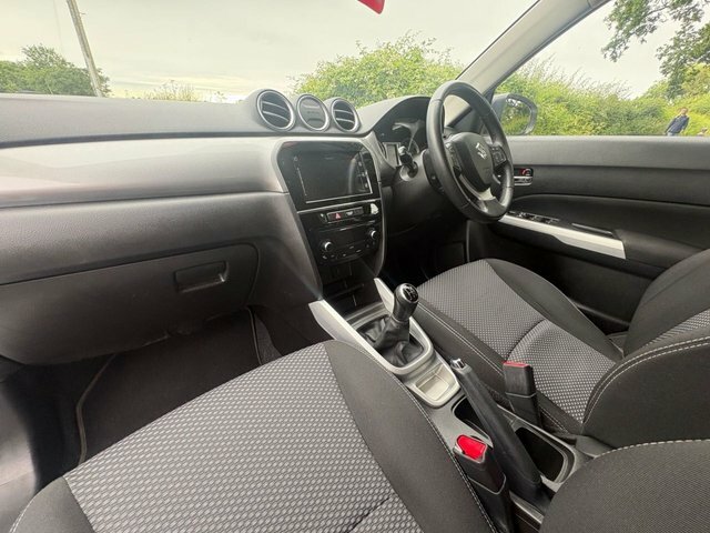 Suzuki Vitara 1.6 Sz-t Allgrip White #15