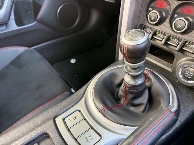 Toyota GT86 2.0 D-4s 197 Bhp Black #24