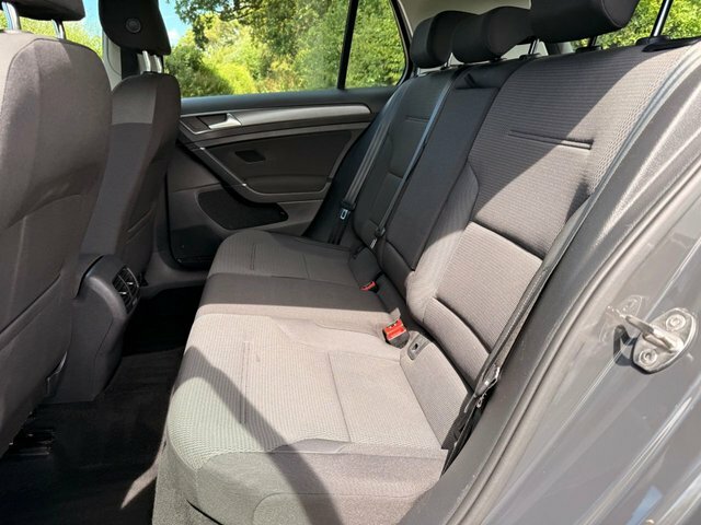 Volkswagen e-Golf 8 R-line 2.0 Tdi 150Ps 7-Speed Dsg White #31