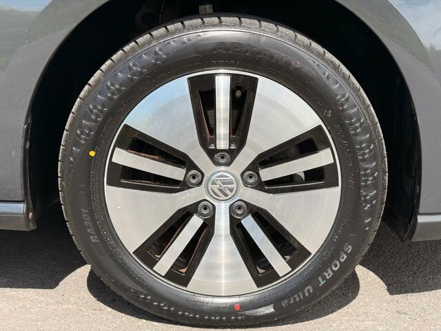 Volkswagen e-Golf 8 R-line 2.0 Tdi 150Ps 7-Speed Dsg White #46