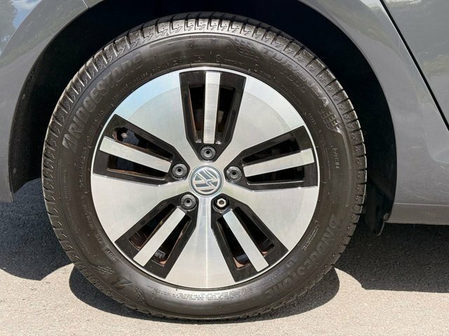 Volkswagen e-Golf 8 R-line 2.0 Tdi 150Ps 7-Speed Dsg White #45