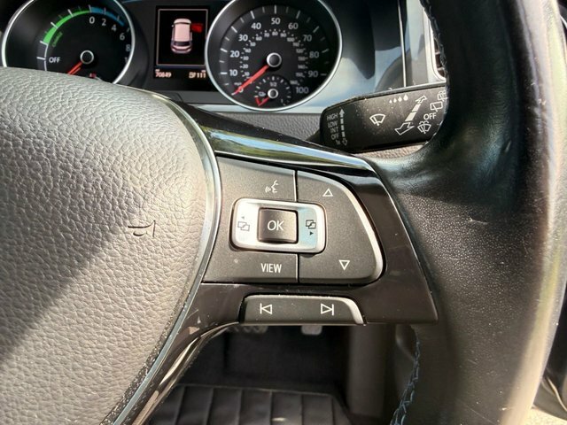 Volkswagen e-Golf 8 R-line 2.0 Tdi 150Ps 7-Speed Dsg White #50