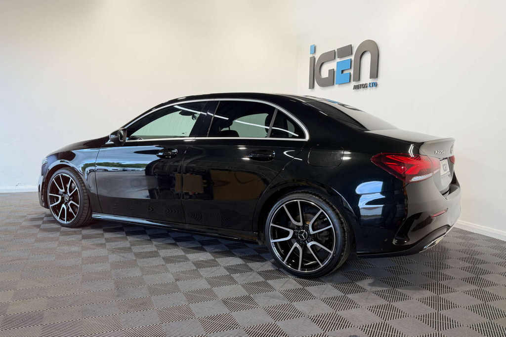 Mercedes-Benz A Class D Amg Line SN21PRV Black #5