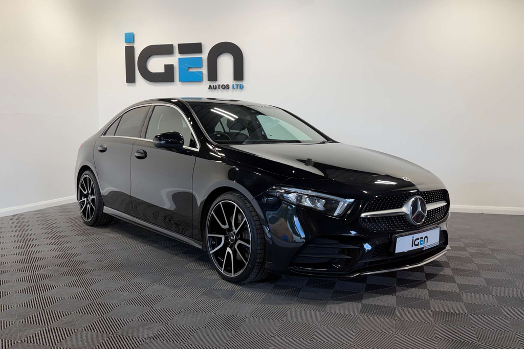 Mercedes-Benz A Class D Amg Line SN21PRV Black #2