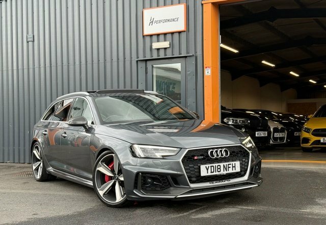 Audi RS4 Avant 2.9 Tfsi V6 Carbon Edition Estate Tiptr Black