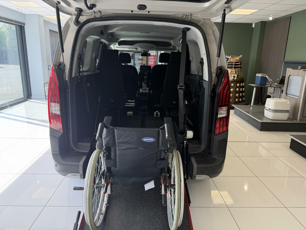 Peugeot Rifter Rare XL Wheelchair Adapted Mpv Carries 5 With Winc SB21GHH Beige #5