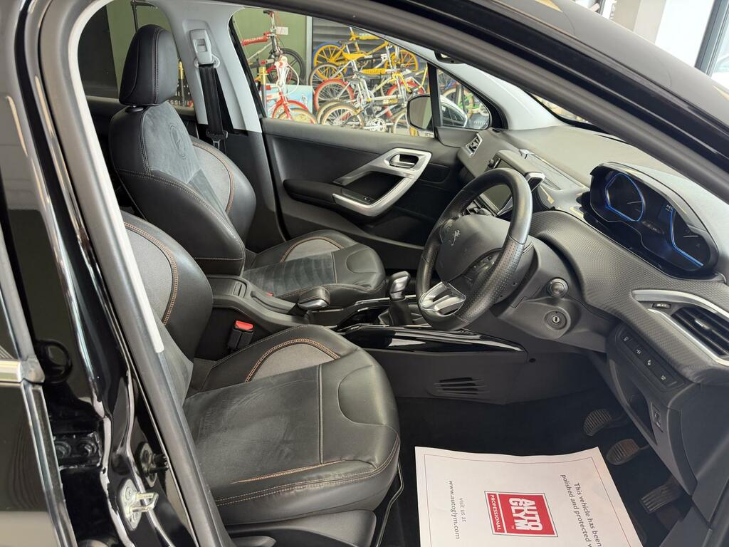 Peugeot 2008 20 Road Tax Special Edition 1.6 E-hdi Crossway S Black #2