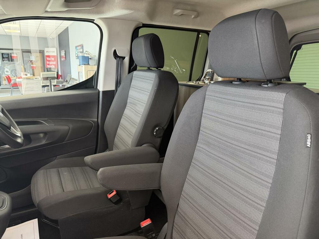Vauxhall Combo Life 1.5 Turbo D Se 7 Seat Grey #29