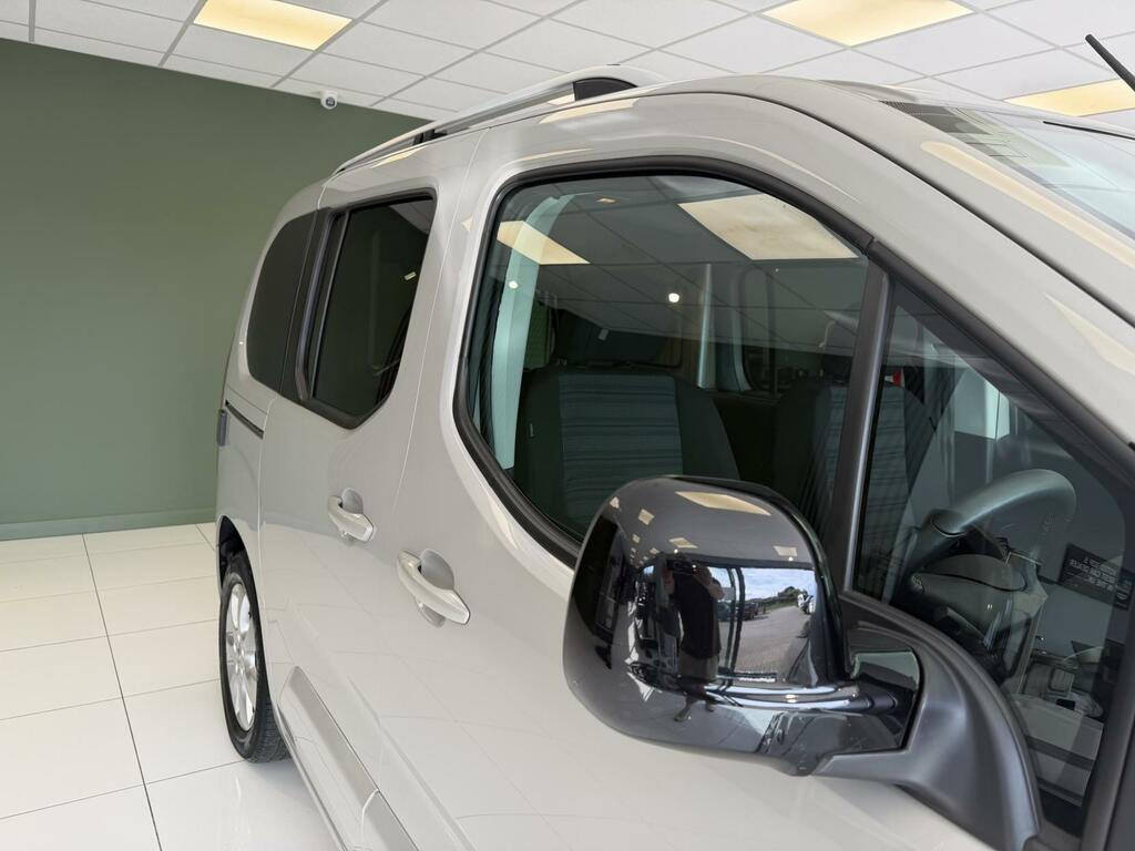 Vauxhall Combo Life 1.5 Turbo D Se 7 Seat Grey #30