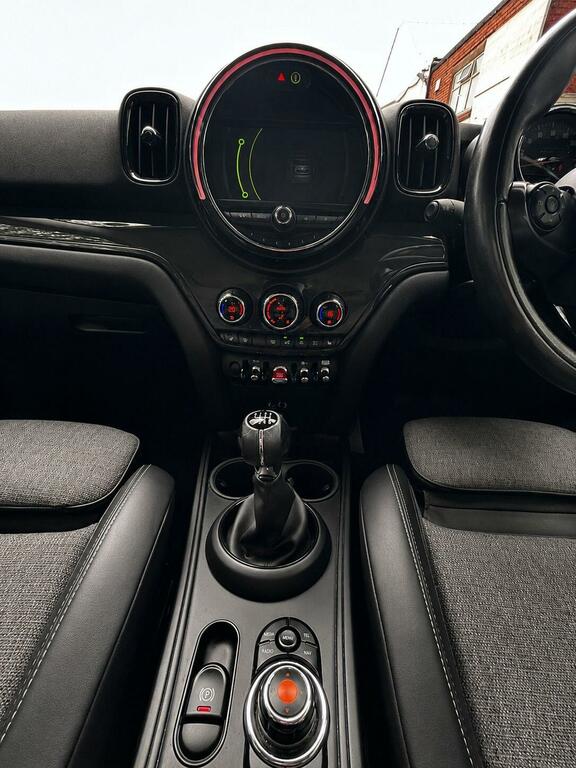Mini Countryman 2.0 Cooper D Green #12