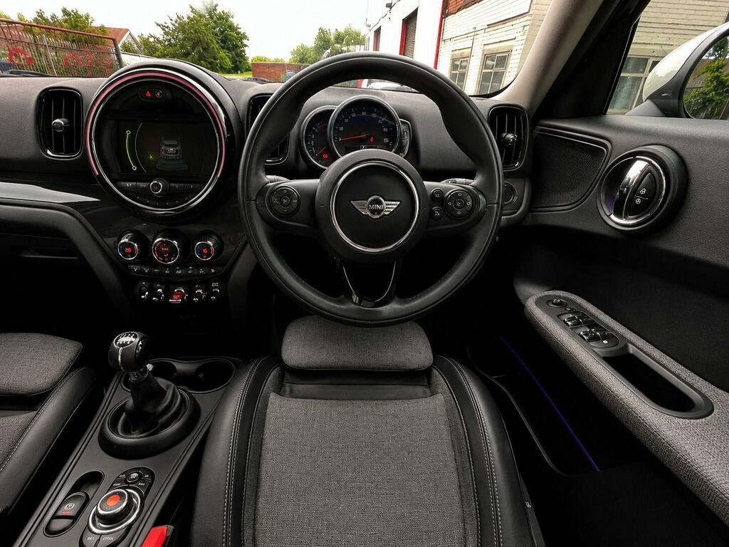Mini Countryman Cooper D Green #3