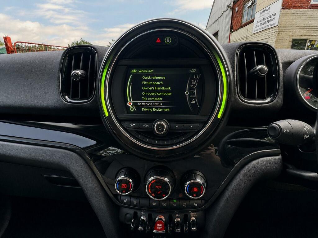 Mini Countryman 2.0 Cooper D Green #15