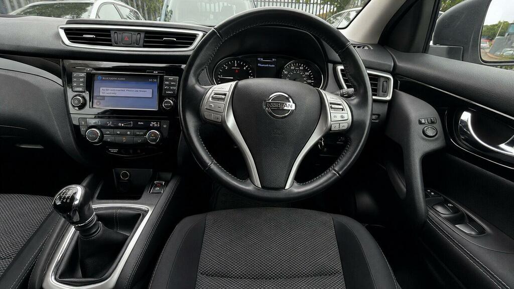 Nissan Qashqai Acenta White #4