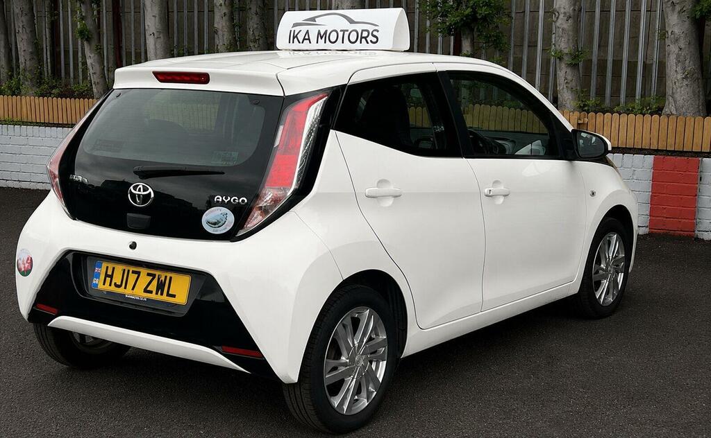 Toyota Aygo X X-pression White #5