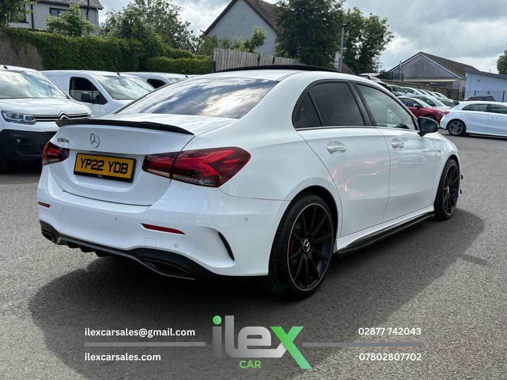 Mercedes-Benz A Class 2L Amg Line Edition White #3