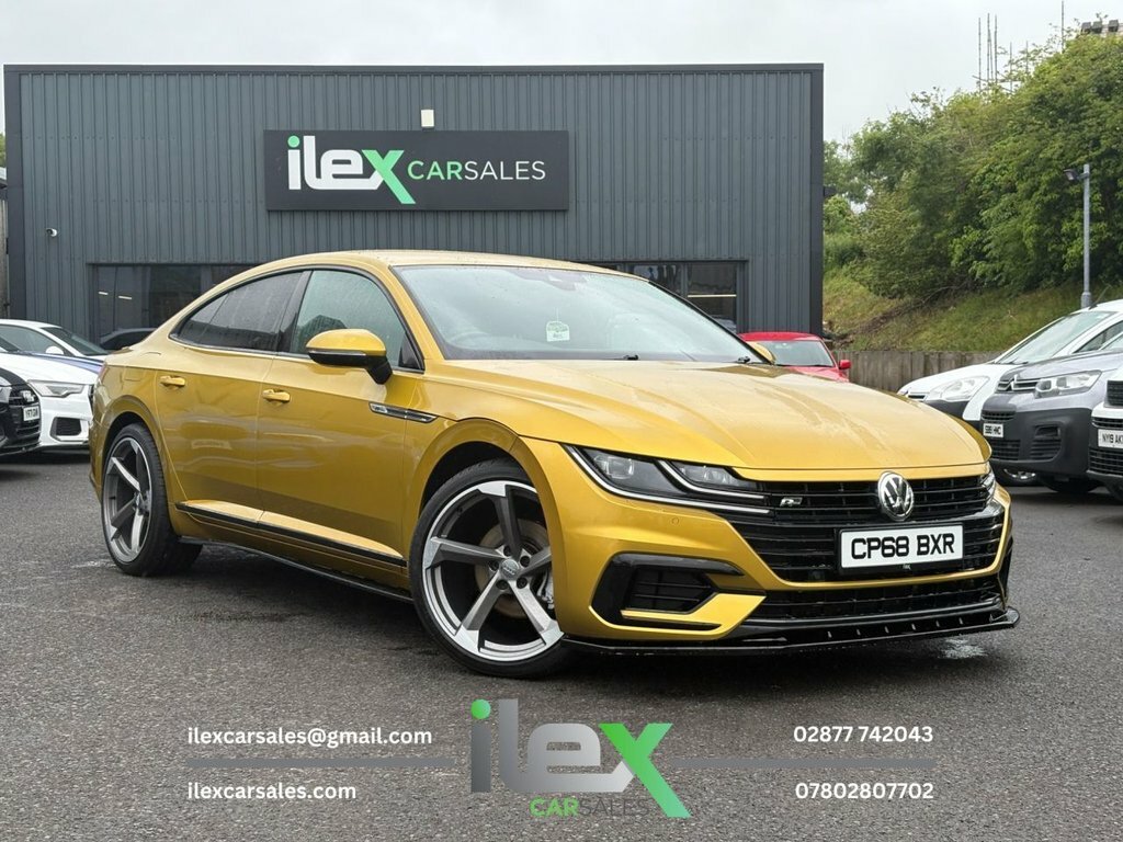 Volkswagen Arteon Hatchback 2.0 Red #1