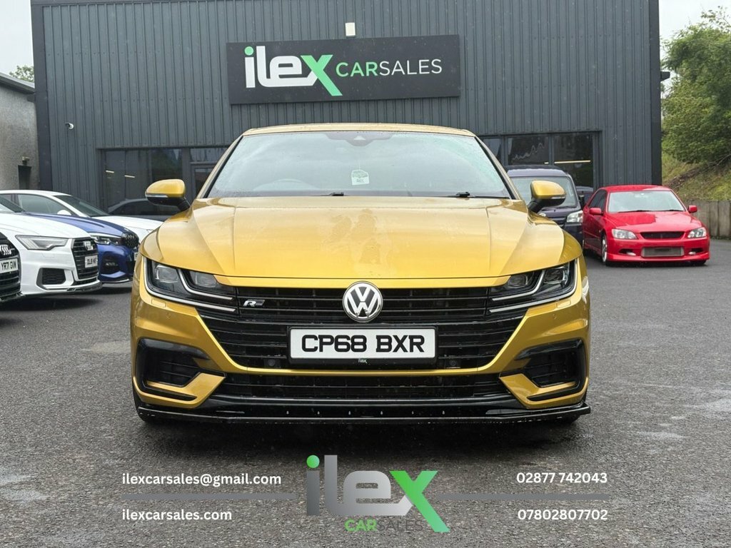 Volkswagen Arteon Hatchback 2.0 Red #2