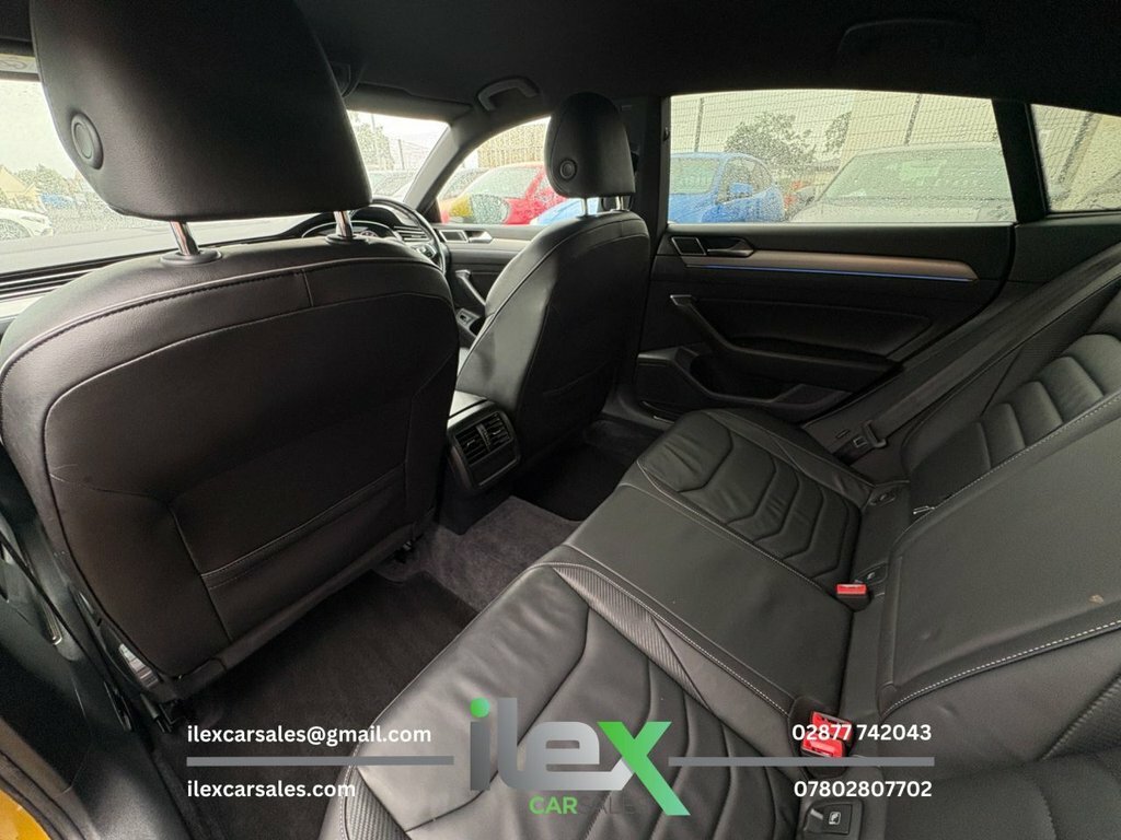 Volkswagen Arteon Hatchback 2.0 Red #10