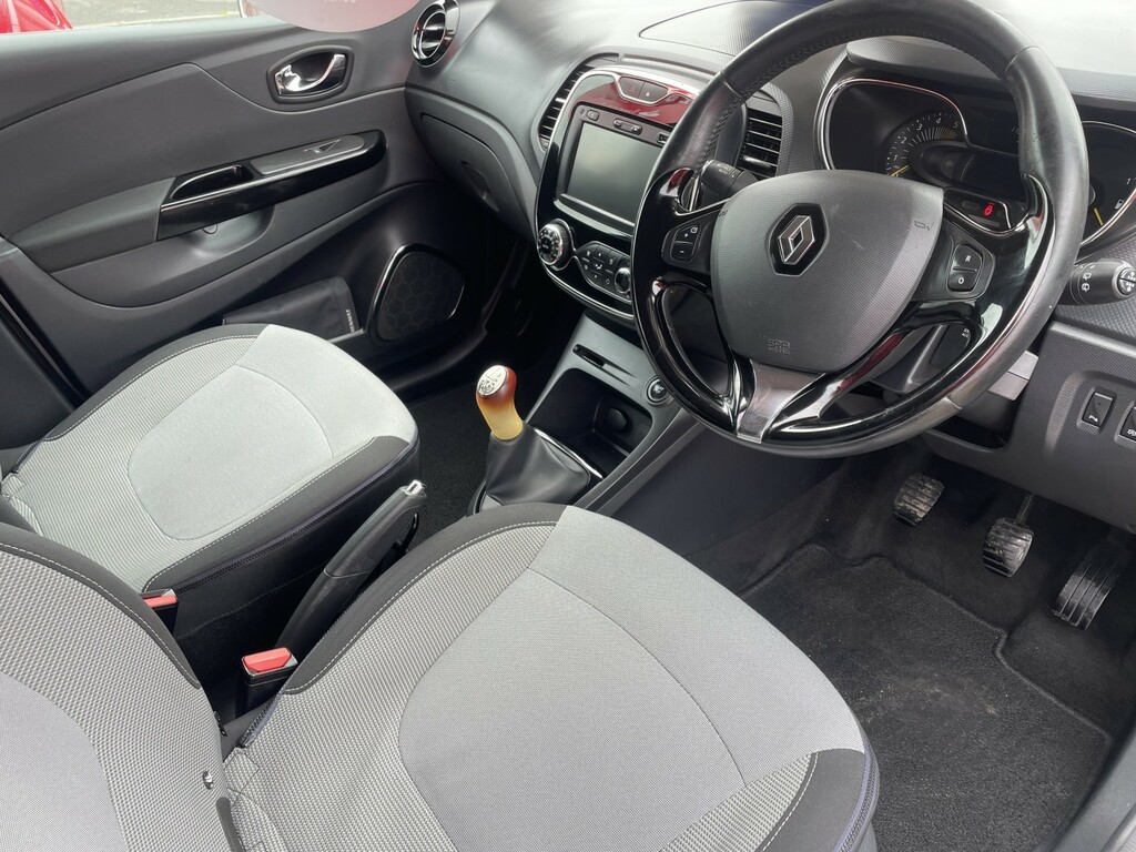 Renault Captur 0.9 Tce 90 Dynamique Medianav Energy Black #9