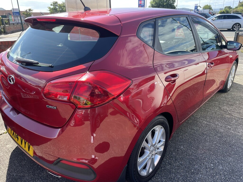 Kia Ceed 1.4 Crdi Vr7 Red #5