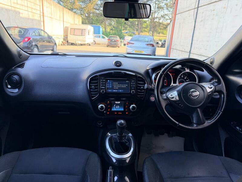 Nissan Juke Black #16