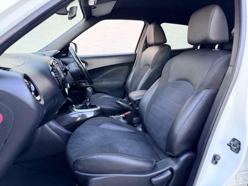 Nissan Juke Black #15