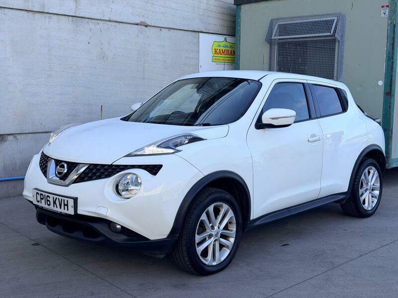 Nissan Juke Black #10