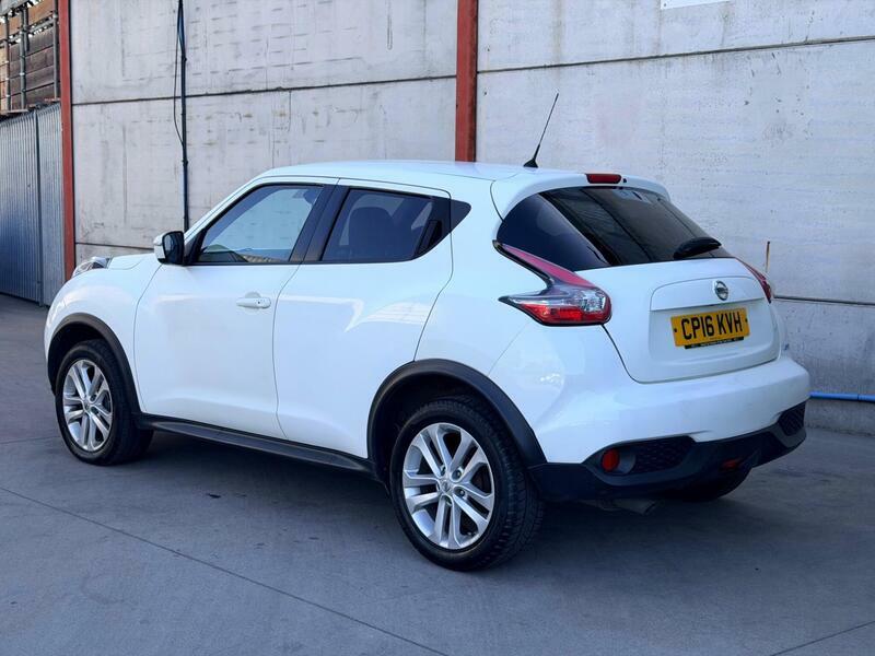 Nissan Juke Black #7