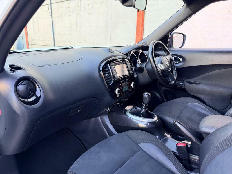 Nissan Juke Black #13