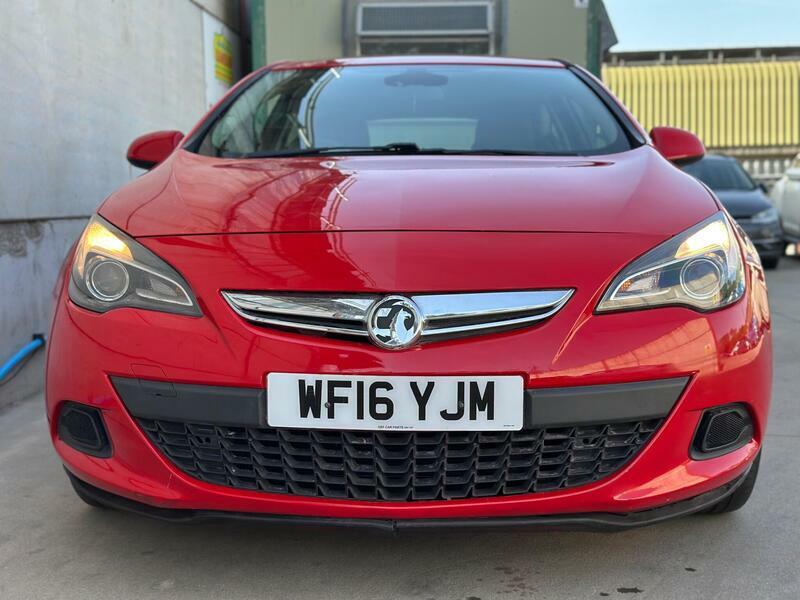 Vauxhall Astra GTC 1.4I Turbo Sport Euro 6 Ss  #2
