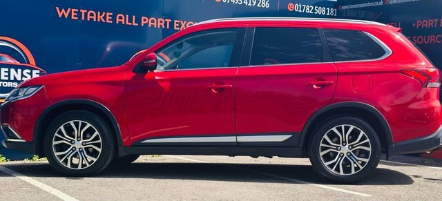 Mitsubishi Outlander Di-d Gx3 Suv Red #3