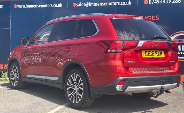 Mitsubishi Outlander Di-d Gx3 Suv Red #4