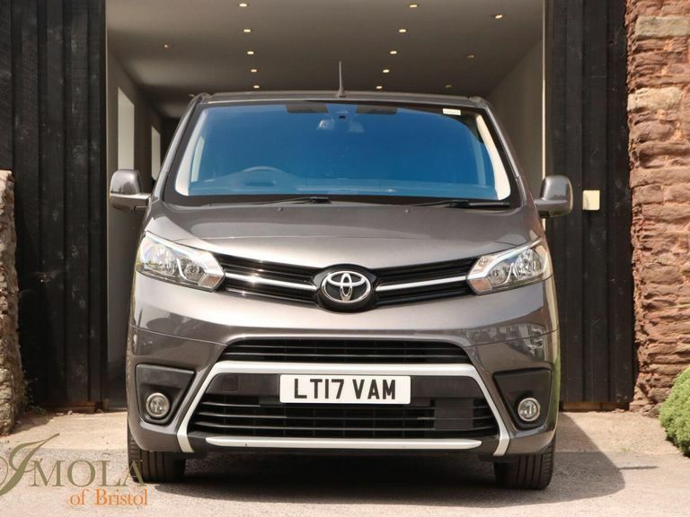 Toyota Proace Verso D-4d L1 Shuttle Grey #28