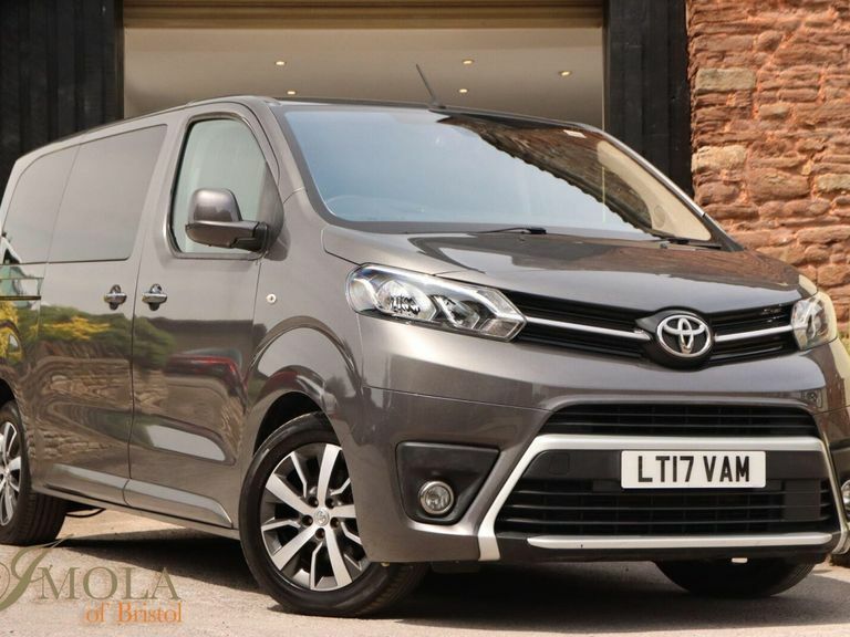 Toyota Proace Verso 2.0D Family Medium Mpv Mwb Euro 6 Ss 8 Sea