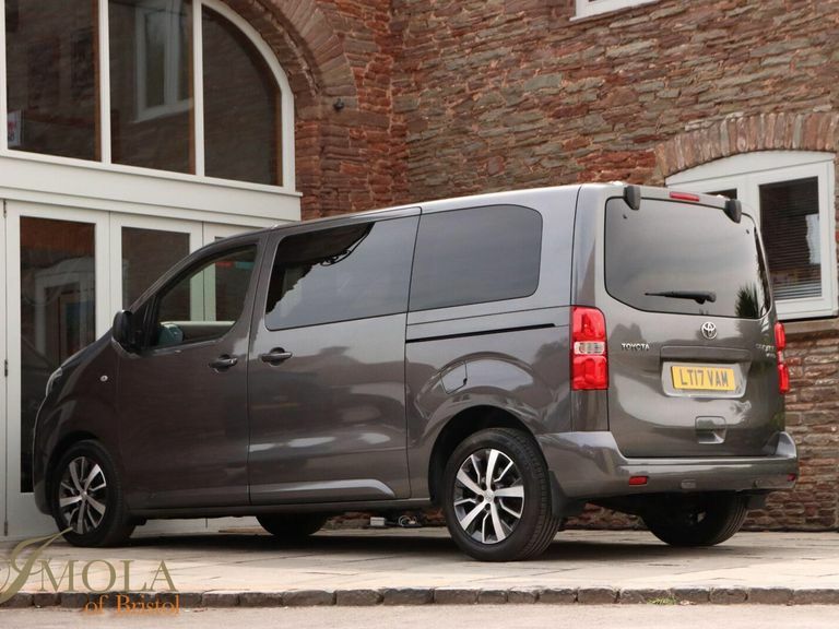 Toyota Proace Verso D-4d L1 Shuttle Grey #39