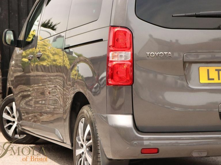 Toyota Proace Verso D-4d L1 Shuttle Grey #14