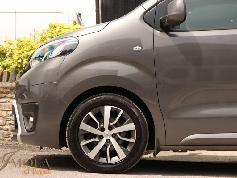 Toyota Proace Verso D-4d L1 Shuttle Grey #16