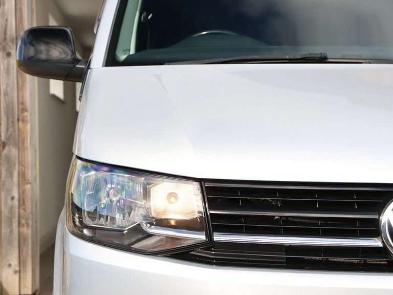 Volkswagen Transporter Mpv White #10