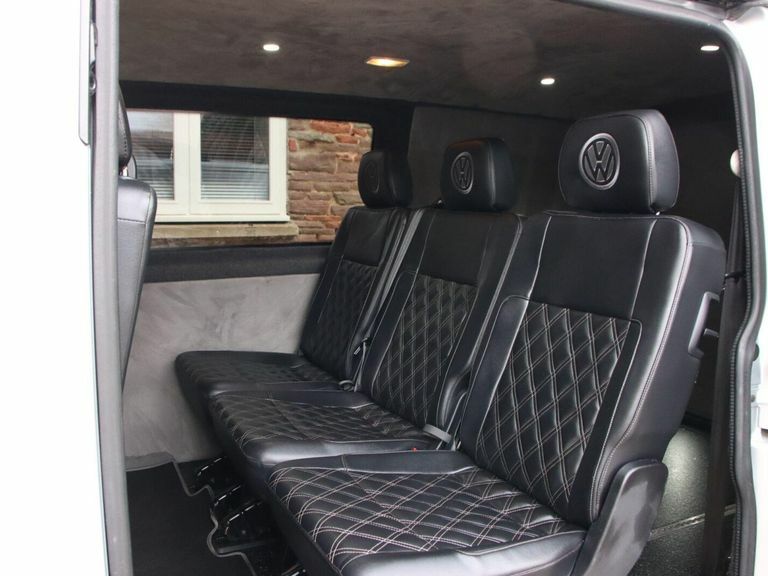 Volkswagen Transporter Mpv White #38