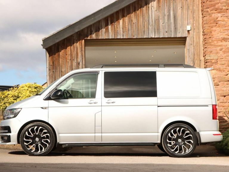 Volkswagen Transporter Mpv White #17
