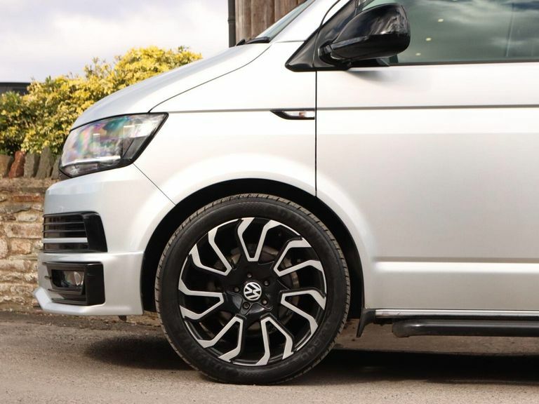 Volkswagen Transporter Mpv White #18