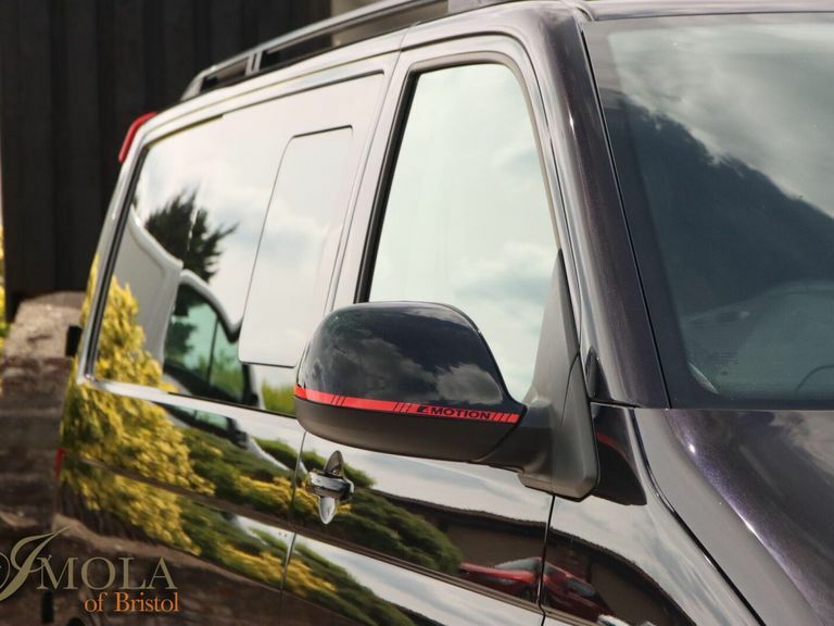Volkswagen Transporter 2.0 Tdi T28 Highline Camper Van Conversion Die Grey #7