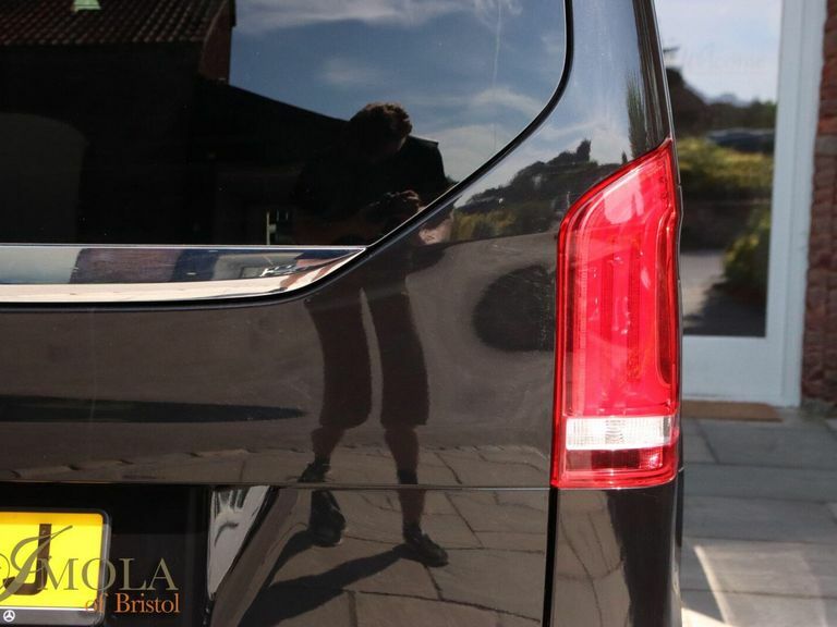 Mercedes-Benz V Class V 300 Amg Line Marco Polo D Black #63