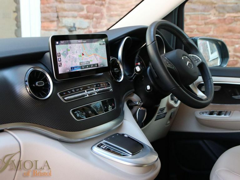 Mercedes-Benz V Class V 300 Amg Line Marco Polo D Black #46