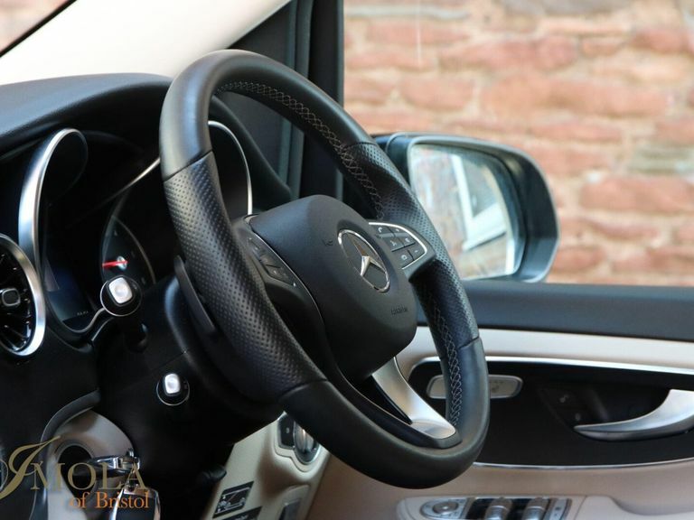 Mercedes-Benz V Class V 300 Amg Line Marco Polo D Black #61
