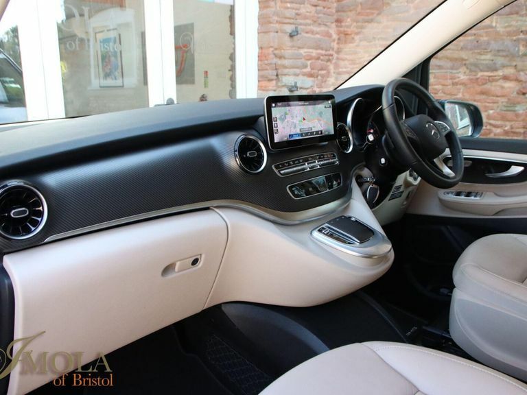 Mercedes-Benz V Class V 300 Amg Line Marco Polo D Black #31