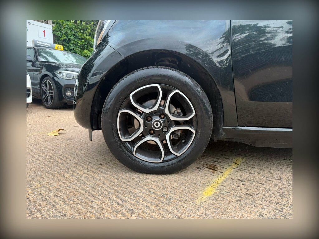 Smart Forfour Eq 17.6Kwh Prime Premium Plus Hatchback Elec Black #36